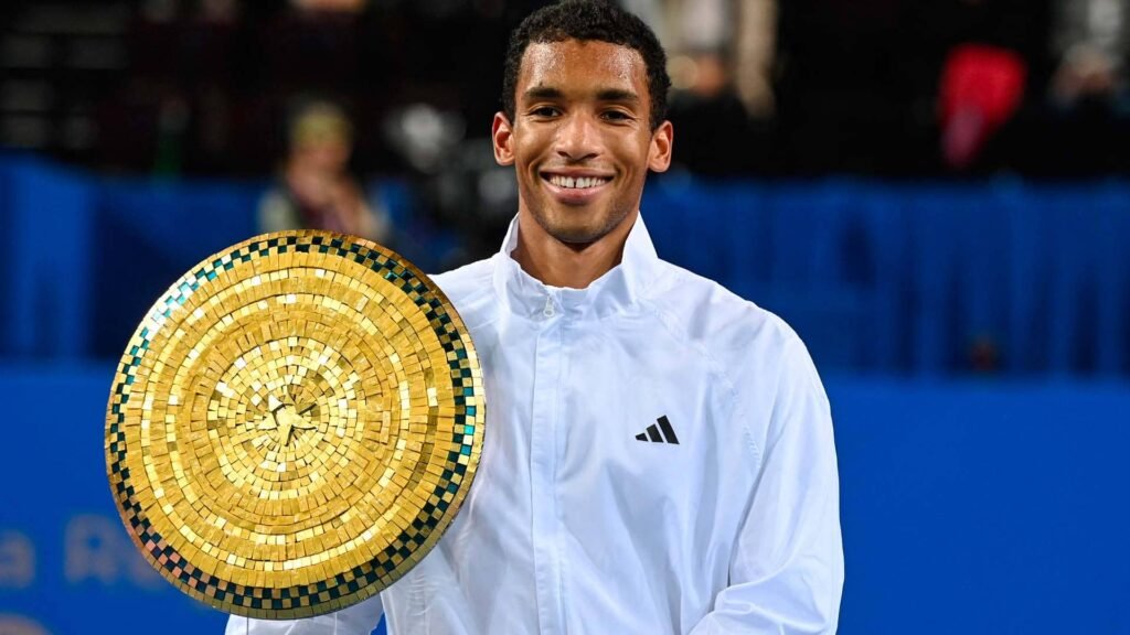 auger-aliassime-montpellier-2026-trophy